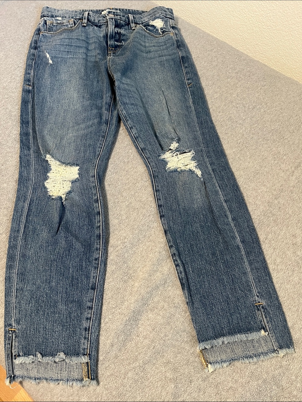 Good American Girlfriend Distressed Jeans Size 2 Relaxed Highrise Indie Coastal